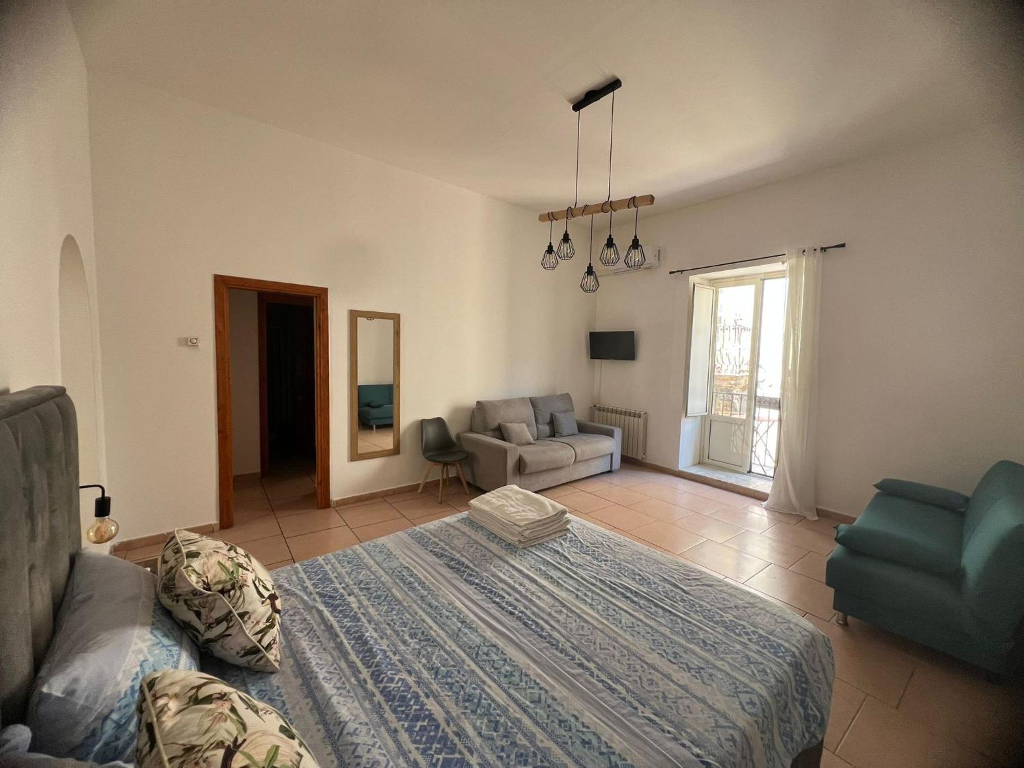 Greta'S Apartment Discesa Delle Capre - Palermo — Photos 1